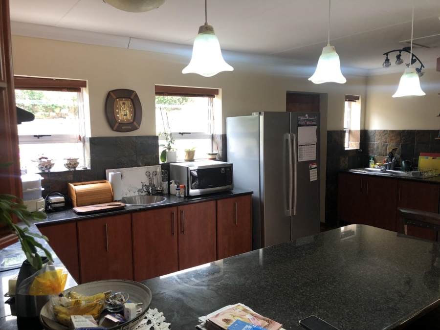 To Let 2 Bedroom Property for Rent in Reebok Western Cape
